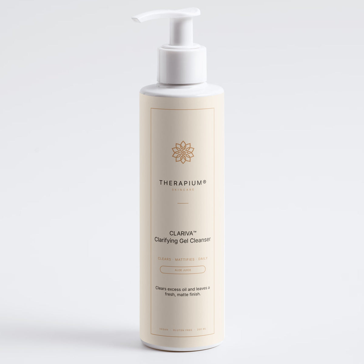 Therapium CLARIVA™ Clarifying Gel Cleanser, studio photo