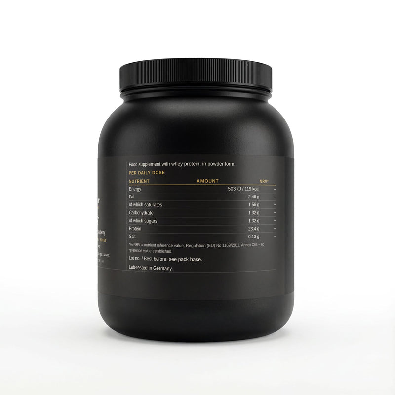 The label with the per-scoop nutrition table and the ingredient list