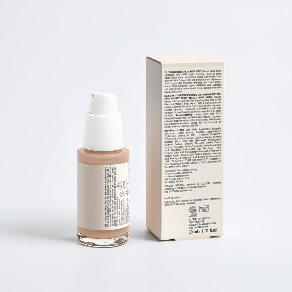 Therapium SOLVEIL™ Tinted Sunscreen SPF 30, in use